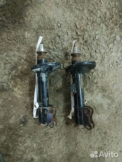 Стойки задние corona Премио ST215