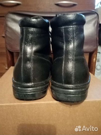 Ботинки зим 44-45р
