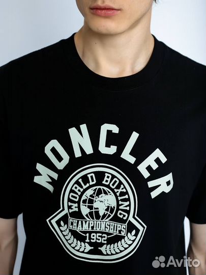 Футболка Moncler