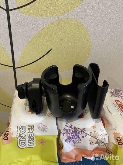 Подстаканник для коляски новый