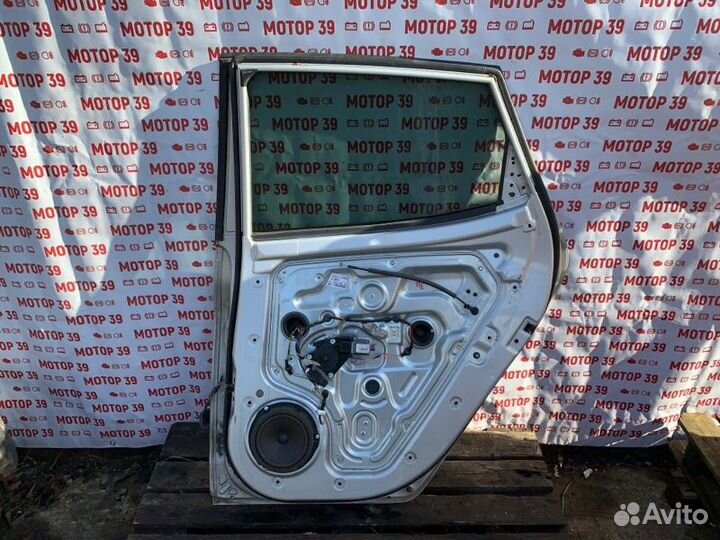 Дверь задняя правая Kia Venga 1.4 I 2010