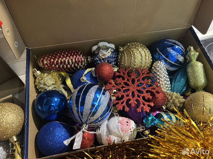 Елочные игрушки