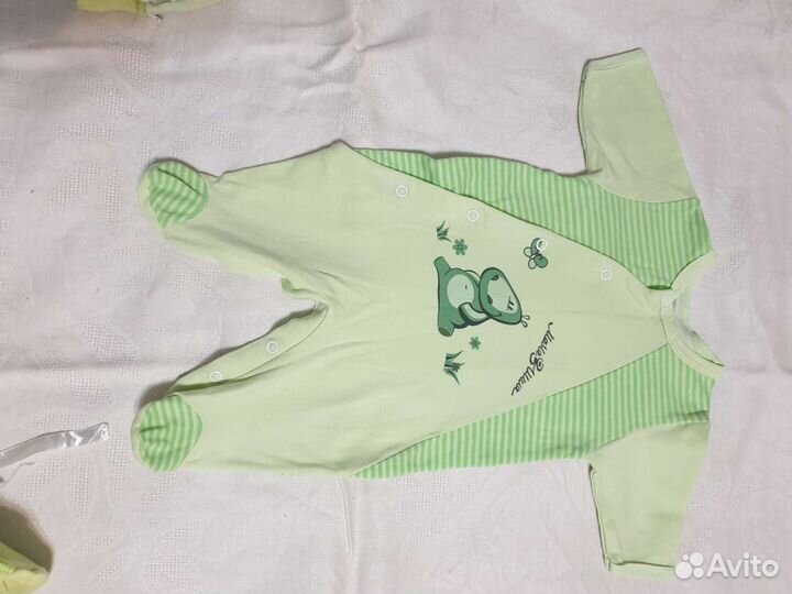 Вещи для новорожденных