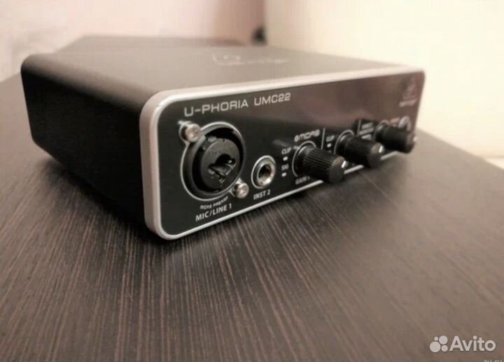 Звуковая карта U-phoria UMC22