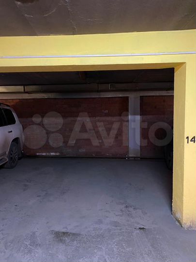 Машиноместо, 15 м²