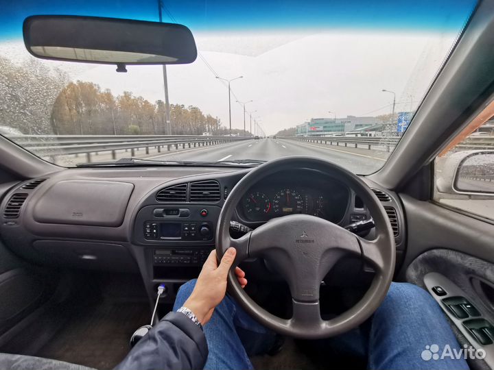 Mitsubishi Lancer 1.5 AT, 1998, 109 000 км
