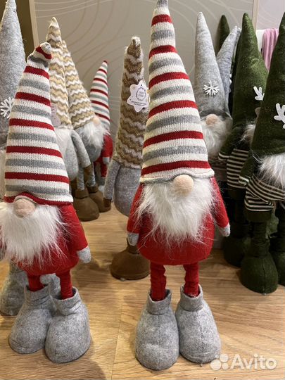 Растущий гном, красный