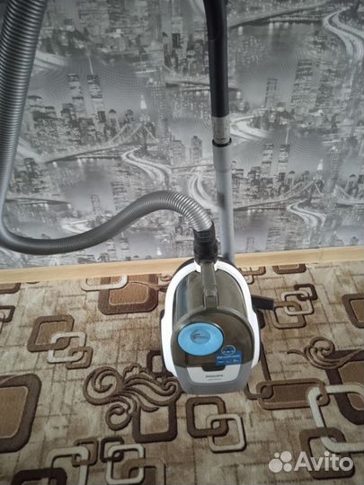 Пылесос philips