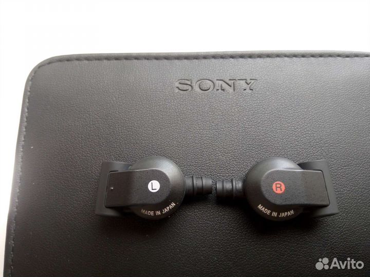 Наушники Sony XBA-Z5