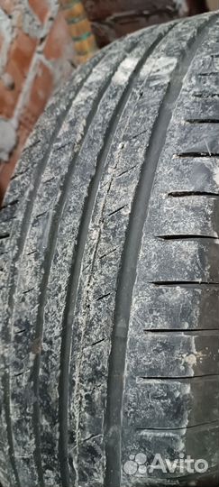 Yokohama BluEarth AE50 215/65 R17 99V