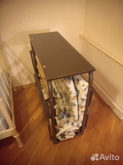 Раскладушка-столик с матрасом