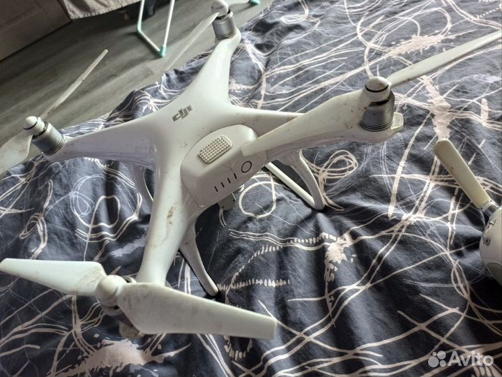 Квадрокоптер dji phantom 4