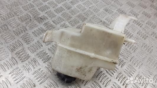 Бачок расширительный hyundai I30 GD (SMA02NP01)