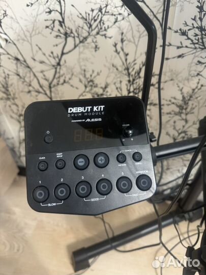 Электронные барабаны alesis debut kit