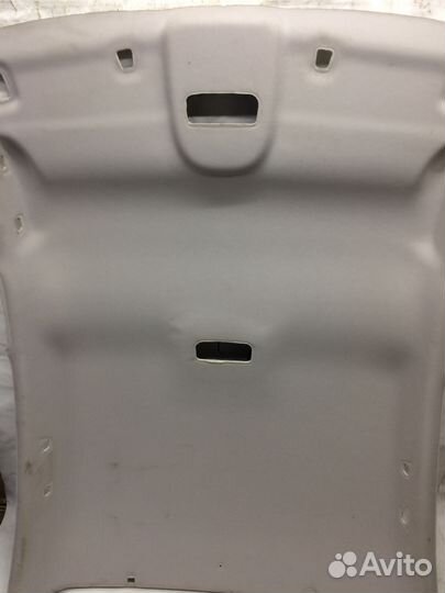 Обшивка потолка рено Флюенс 2012г