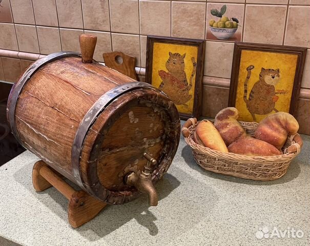 Бочонок для спиртных напитков дубовый. 5л