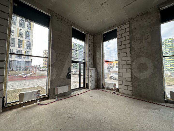 Сдам торговое помещение, 147.6 м²