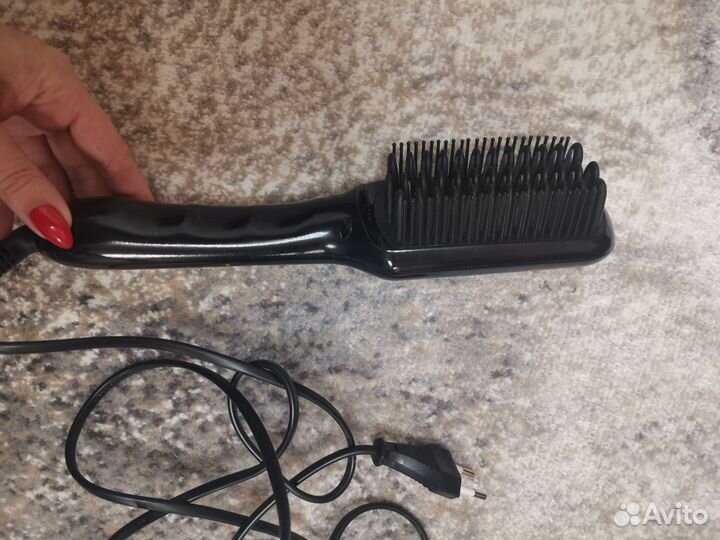 Расчёска-выпрямитель для волос