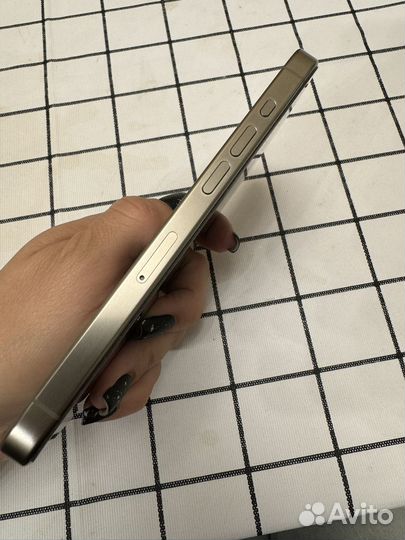 iPhone 15 Pro, 256 ГБ