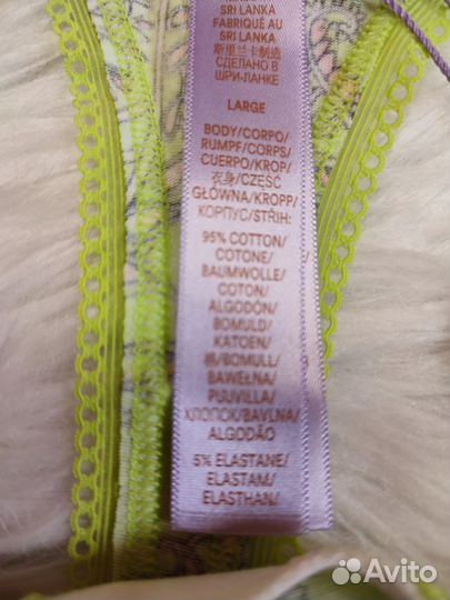 Трусики стринги от Рианны, L