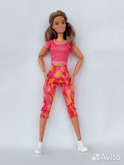 Барби Джойс йога