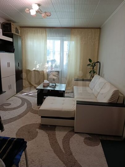 3-к. квартира, 60 м², 3/5 эт.