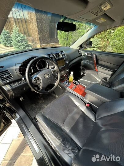 Toyota Highlander 3.5 AT, 2013, 259 000 км