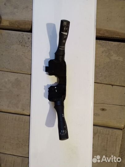 Подрулевой переключатель nissan