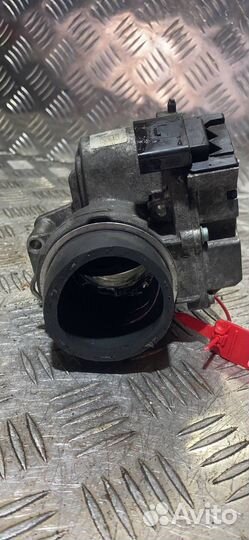 Дроссельная заслонка Skoda Octavia (A4) рест. 2001