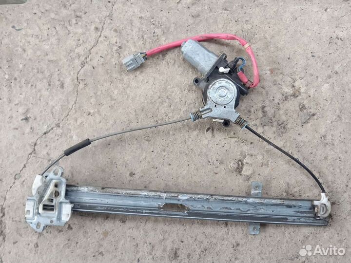 Стеклоподъемник хонда фит