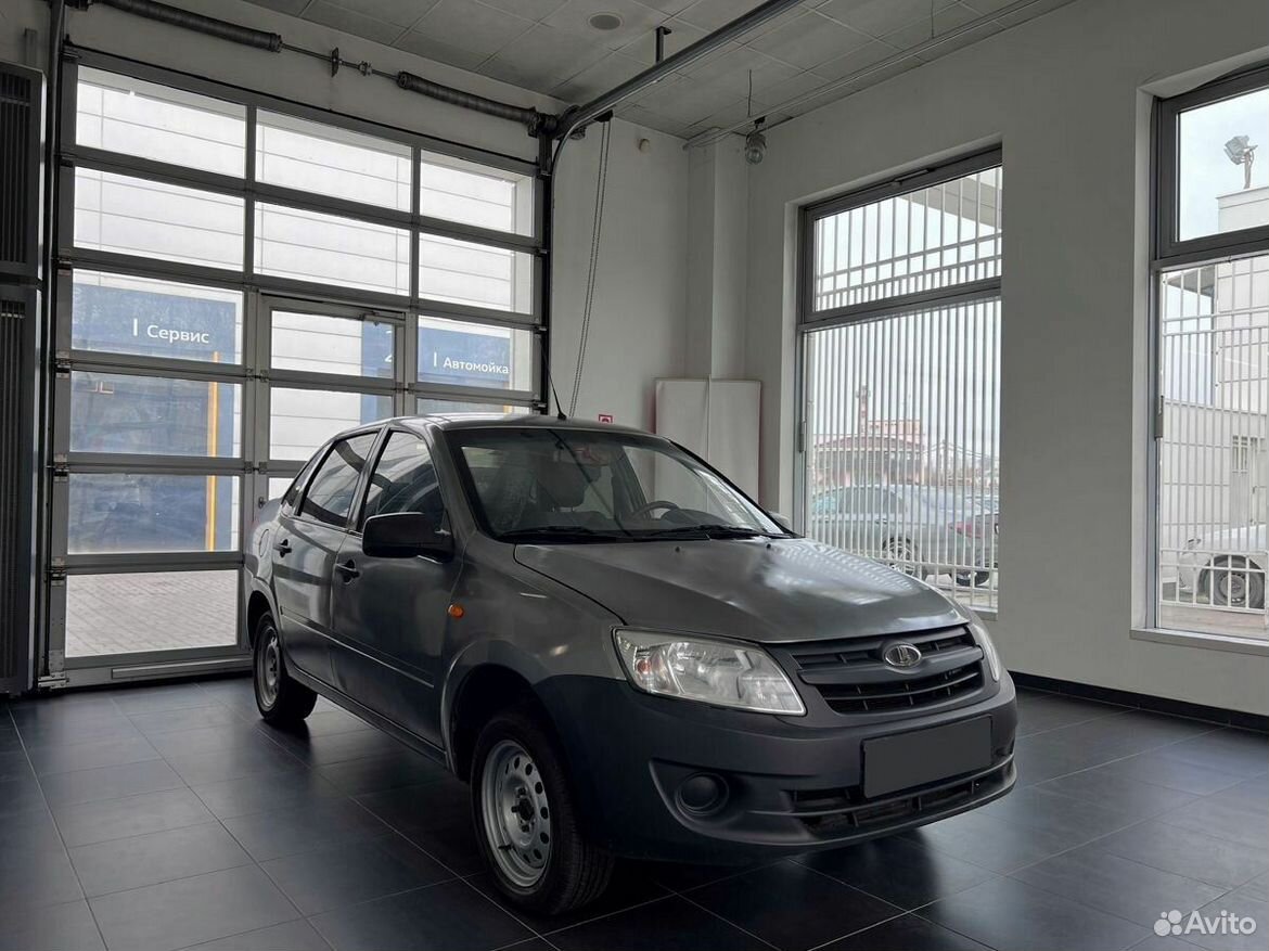 ВАЗ (LADA) Granta 1.6 MT, 2013, 140 520 км