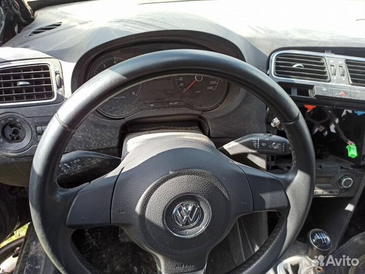 Руль фольксваген поло до рестайлинг (кожа )