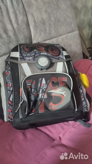 Школьный рюкзак