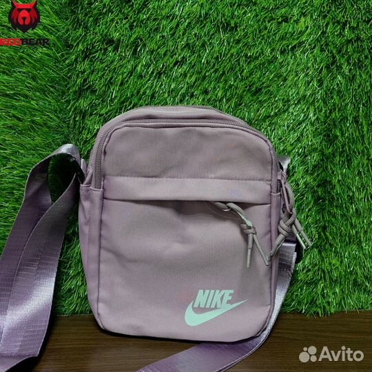 Комплект шапка, перчатки и барсетка