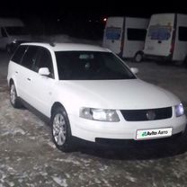 Volkswagen Passat 2.5 AT, 2000, 350 000 км, с пробегом, цена 400 000 руб.