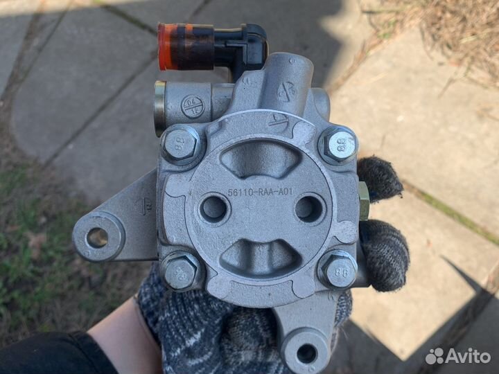 Насос гур новый Honda Accord