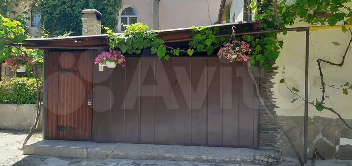 Дом 100 м² на участке 1 сот.