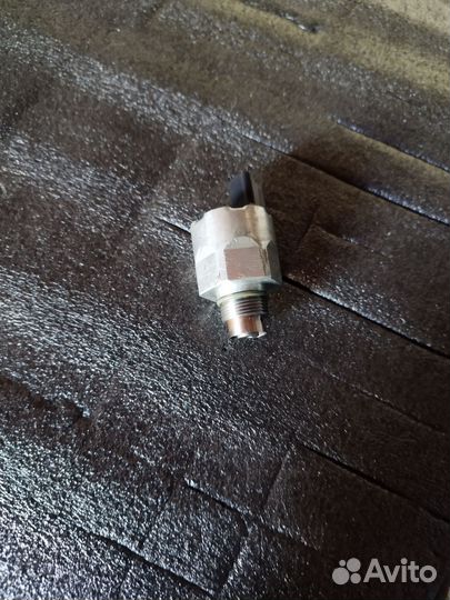 Датчик давления топлива renault laguna 3