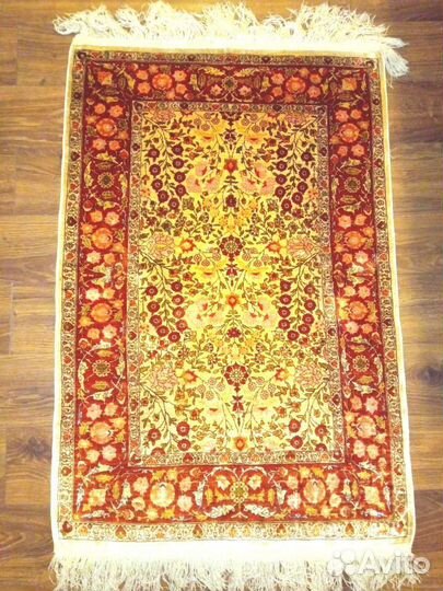 Шёлковый ковёр Hereke. Авторская подпись