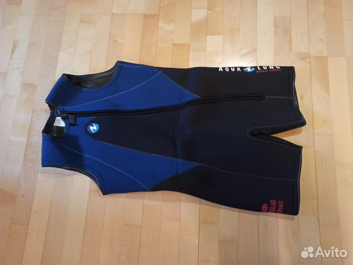 Гидрокостюм