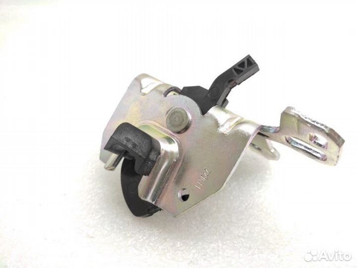 Замок спинки сиденья задний Mercedes-Benz