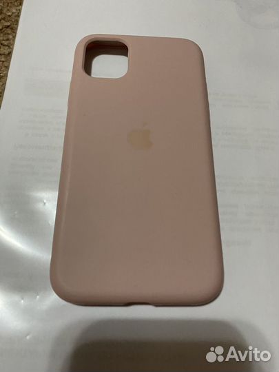 Чехол на iPhone 11