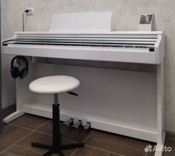 Цифровое Пианино Kawai + Аксессуары