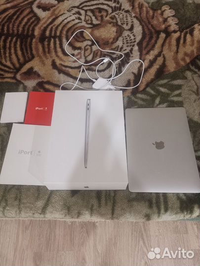 Apple MacBook Pro 13 2020 m1 8gb 512gb