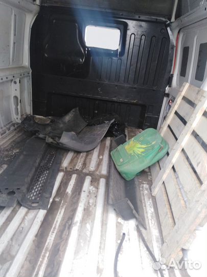 Ford Transit 2.4 МТ, 2004, битый, 10 000 км