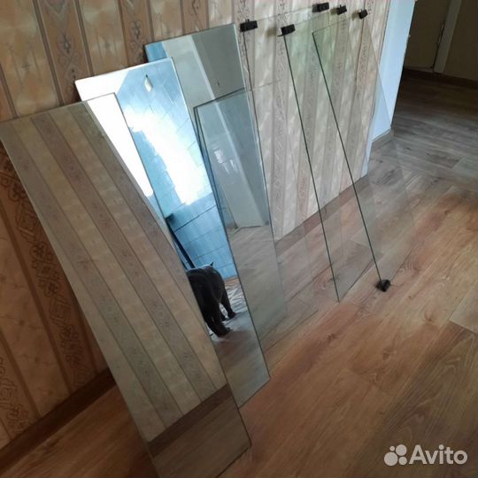 Зеркала и стекла для мебели