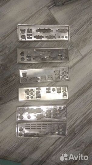 Задняя планка материнской платы