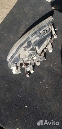 Фара передняя левая на Skoda superb 2002-2008