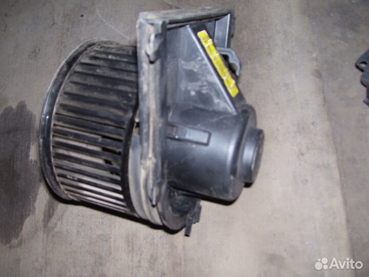 Шкода октавия мотор отопителя