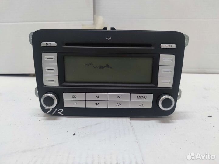 Штатная магнитола на volkswagen tiguan